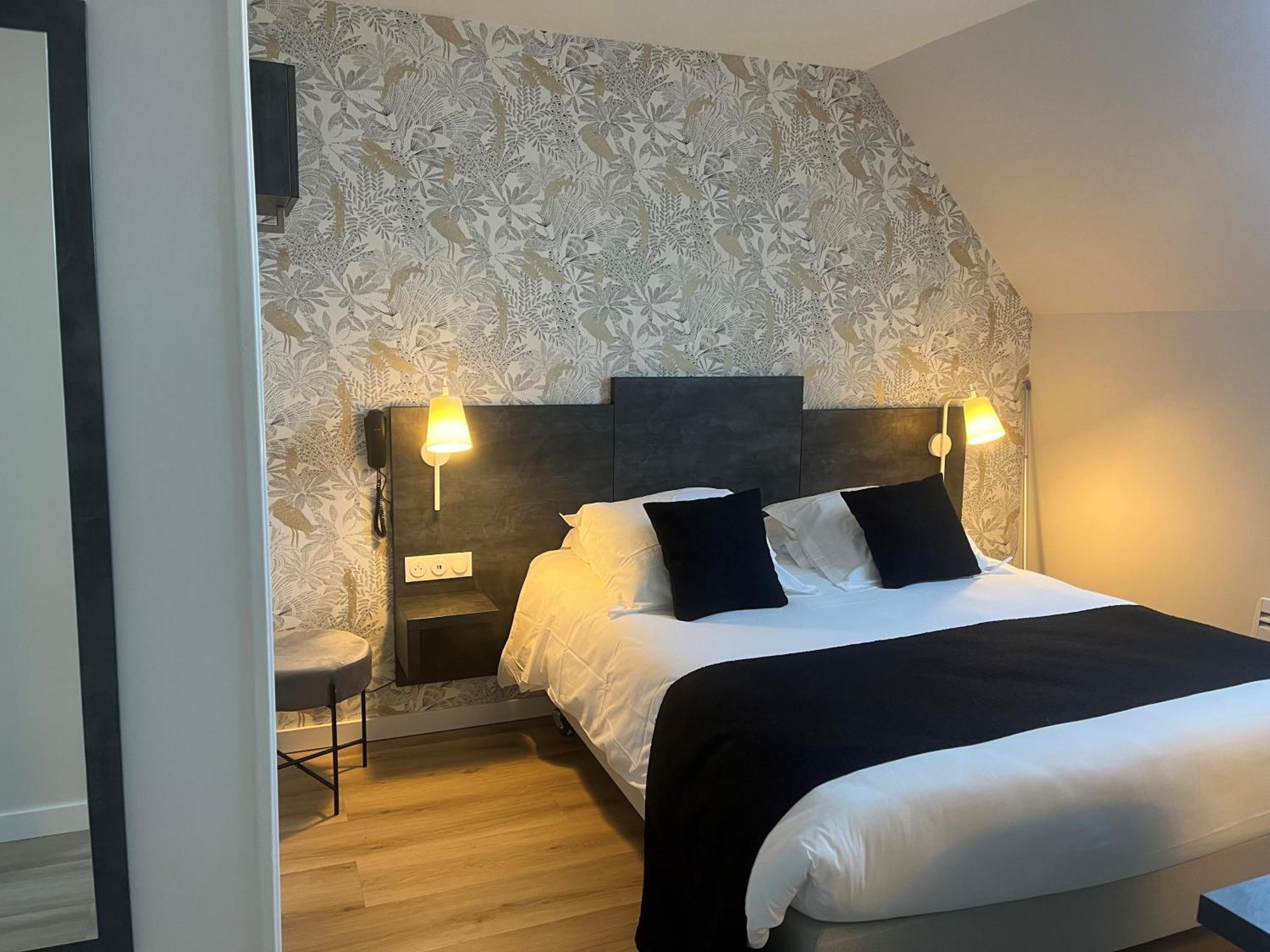 Logis - De La Baie De Somme Hotel 3*